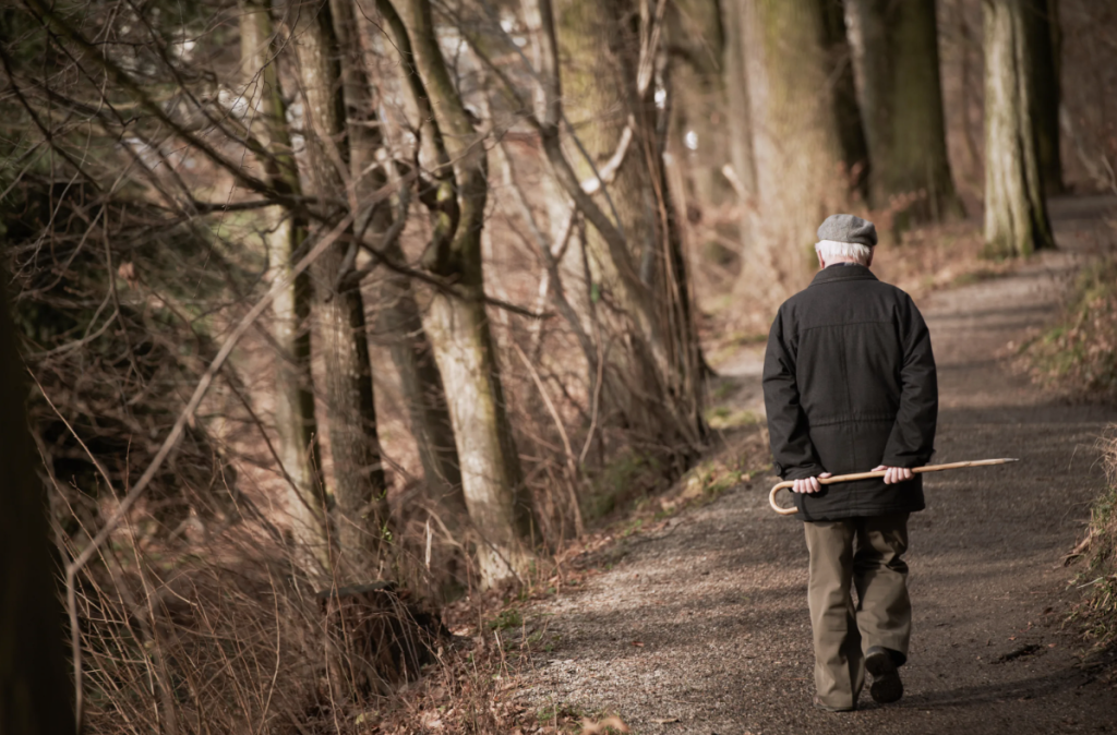 Пропал пожилой человек: руководство к действию без паники Пропал пожилой человек: руководство к действию без паники