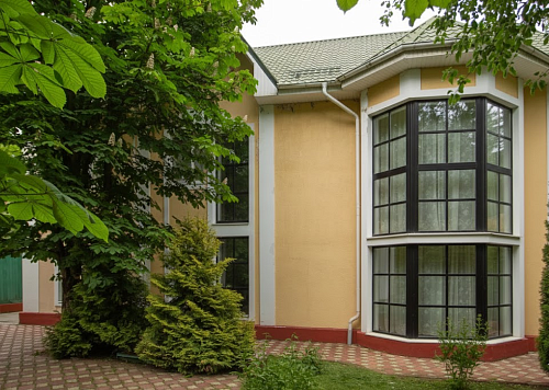 Пансионат для пожилых Дубки